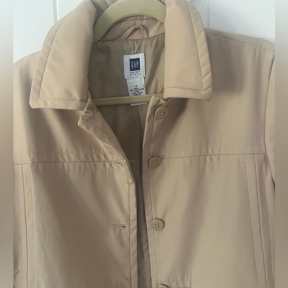 GAP Raincoat - Picture 3 of 9